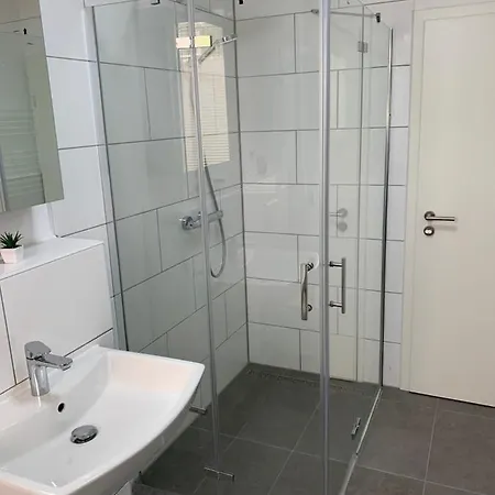 70 Qm Kalimandscharo 3 In - Magdeburg * Zielitz